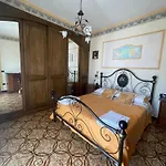 Pupatella House * Torca