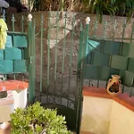 Pupatella House Дом отдыха Torca