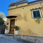 Pupatella House * Torca