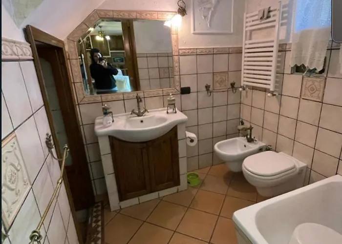 Pupatella House * Torca